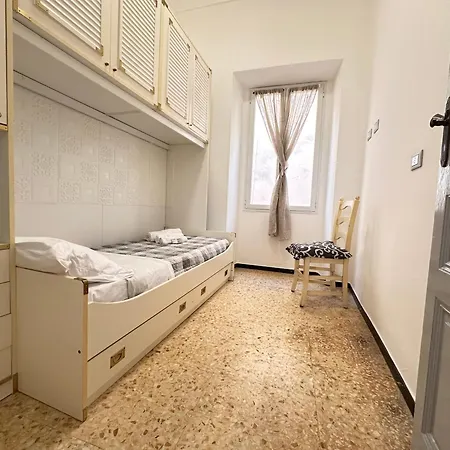 アパート Mare E Relax - Affittasi Della Piazza Con Aria Condizionata, Balcone E Ampia Disponibilita Di Parcheggi Liberi サンレモ